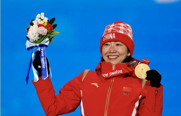 邻家女人的香气
